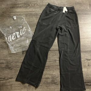 Aerie NWT charcoal gray wide leg sweatpants size M
